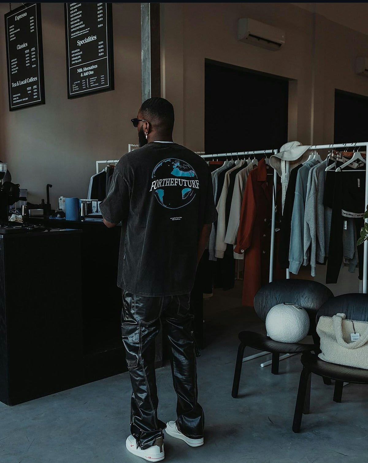 Insider Tips for Combining Art and Music into Your Streetwear Style - KOUDA